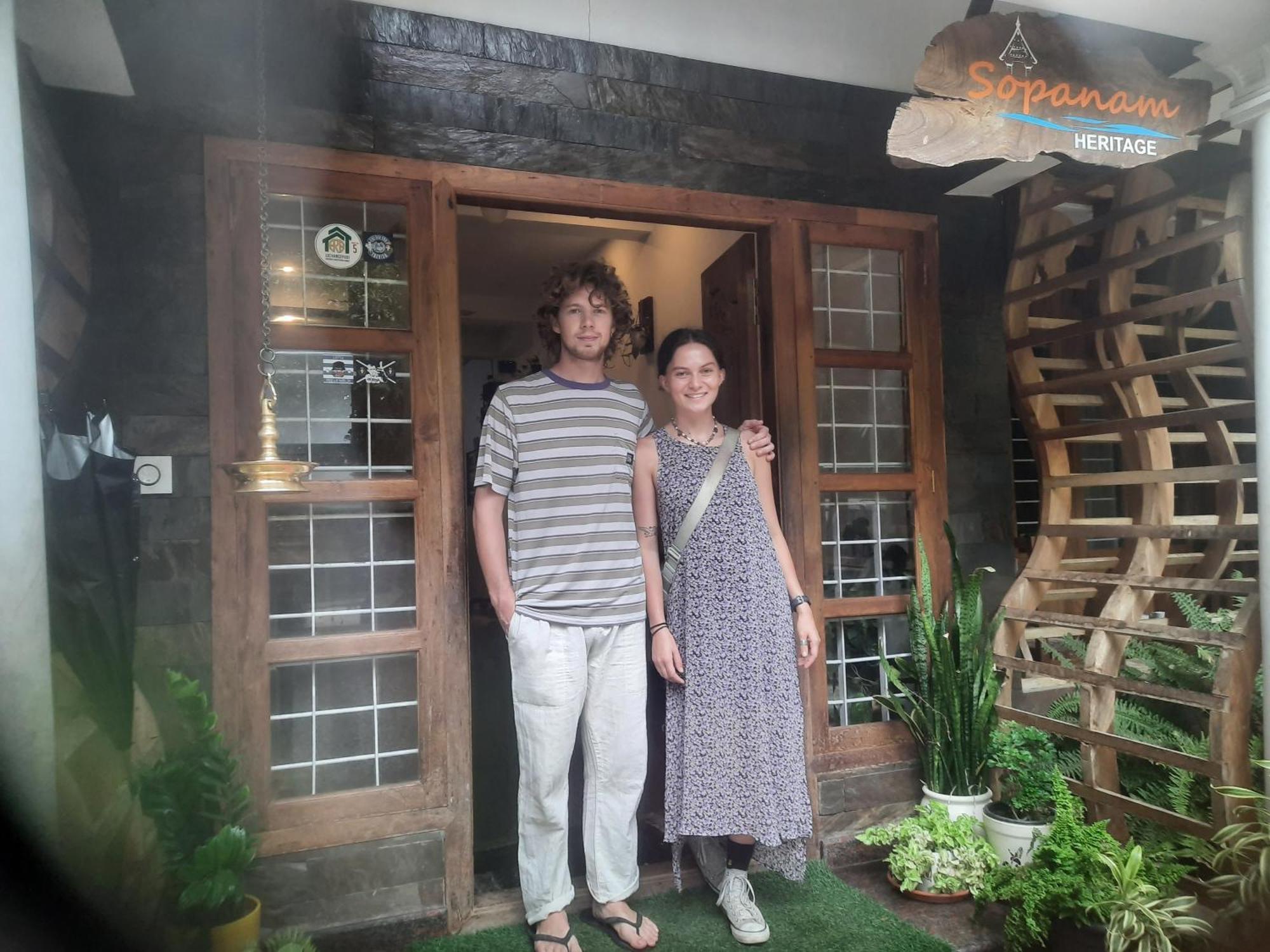 Sopanam Heritage Thekkady Luaran gambar